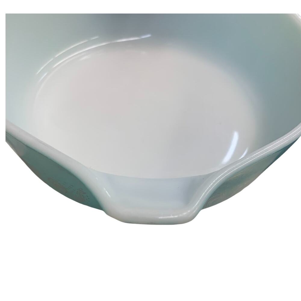 Pyrex Blue and White Cookware Casserole Dish - Picture 5 of 8